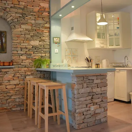 Blissful Bay - Two Bedroom With Terrace