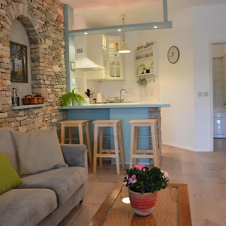 Blissful Bay - Two Bedroom With Terrace شقة فربوسكا