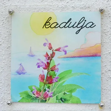 Blissful Bay - Two Bedroom With Terrace شقة فربوسكا