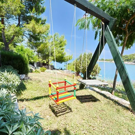 Blissful Bay - Two Bedroom With Terrace