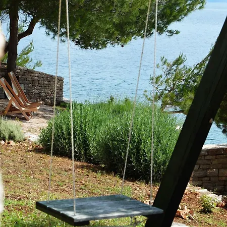 Blissful Bay - Two Bedroom With Terrace